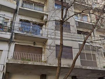 Venta Departamento 4 Amb. Flores c/baulera