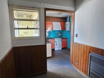 Venta Departamento 4 Amb. Flores c/baulera