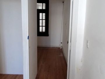 VENTA DEPÓSITO/LOCAL Y CASA 4 AMBIENTES