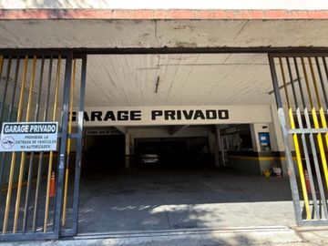 VENTA AMPLIA  COCHERA - VILLA CRESPO