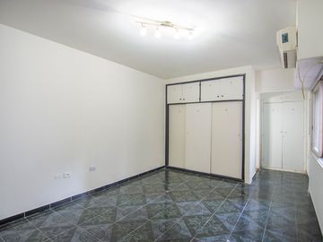 Monoambiente en Palermo con cocina independiente