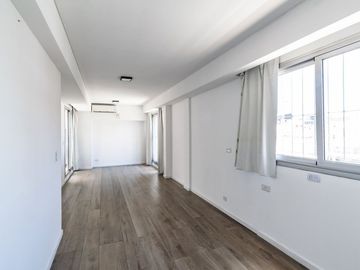 VENTA 3 AMB BALCON 2 COCHERAS PISO ALTO
