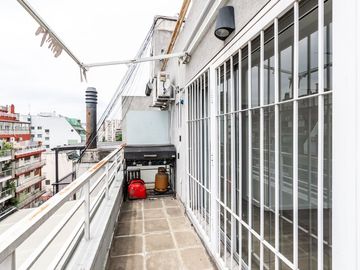 VENTA 3 AMB BALCON 2 COCHERAS PISO ALTO