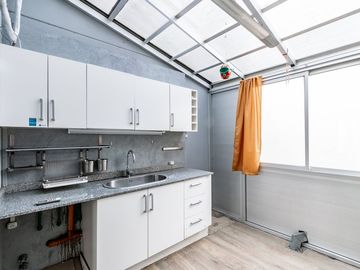 VENTA 3 AMB BALCON 2 COCHERAS PISO ALTO