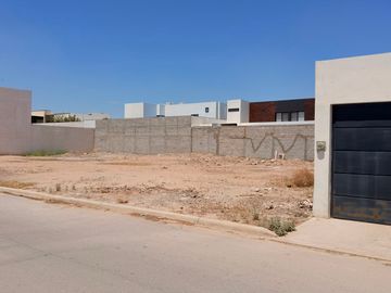 TERRENO EN VENTA EN HACIENDA DEL ROSARIO, TORREON COAH.