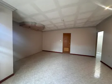 Casa en Venta en Residencial la Hacienda, Torreón: Amplia y Bien Ubicada