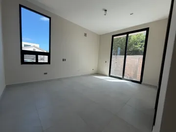 CASA CARRETERA NACIONAL MONTEMORELOS VENTA