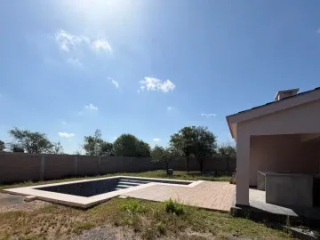 CASA CARRETERA NACIONAL MONTEMORELOS VENTA
