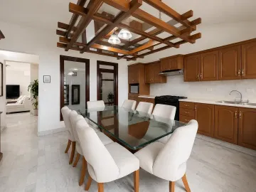 Casa en Venta en Colonial La Sierra, San Pedro Garza García, Nuevo León