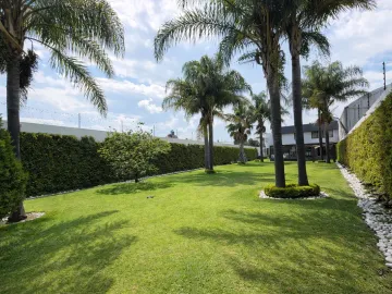 CASA EN VENTA CON 3 RECÁMARAS, JARDÍN Y TERRAZA EN ACATEPEC, SAN ANDRÉS CHOLULA