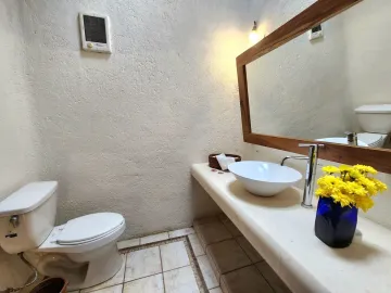 Casa en venta en Avandaro, Valle de Bravo, México