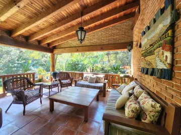 Casa en venta en Avandaro, Valle de Bravo, México