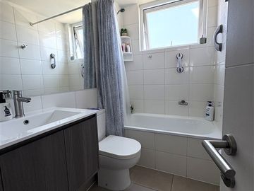 Departamento en Venta en Camino del Sol 2100