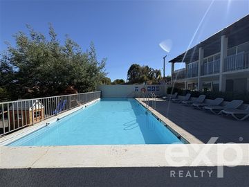 Departamento en Venta en Camino del Sol 2100