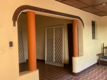 Casa Lote en Venta Laureles, Medellín.