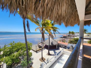 CASA EN VENTA EN ÁVANDARO, ALTATA !Lista para disfrutar en familia!