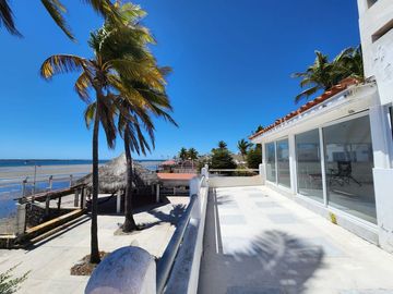 CASA EN VENTA EN ÁVANDARO, ALTATA !Lista para disfrutar en familia!