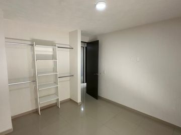Departamento en renta en Altosur | Planta Baja ** SIN AVAL**
