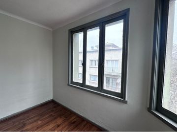 Amplio departamento con excelente ubicación