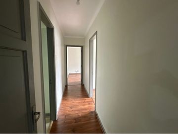 Amplio departamento con excelente ubicación