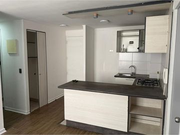 Se vende Depto en Av. Gamero 2D+2B+Bod.