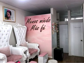 Oportunidad Local Strip Center Plaza Linderos