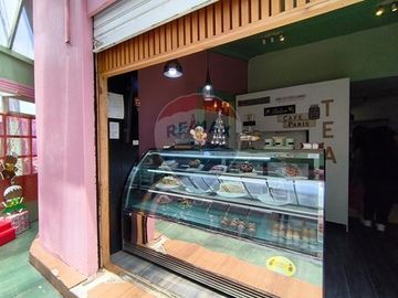 Derecho a llaves Cafetería Funcionando