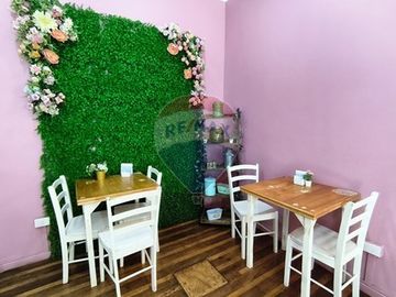 Derecho a llaves Cafetería Funcionando