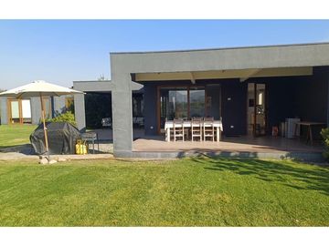 Exclusivo casa mediterránea,  lujo y seguridad