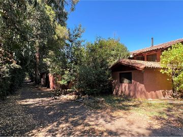 Recibimos Ofertas!! Gran Parcela con 3 Casas.