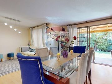 Bella casa con jardin (4+1 d / 3 b)