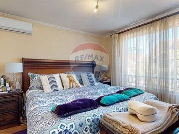 Bella casa con jardin (4+1 d / 3 b)