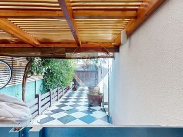 Bella casa con jardin (4+1 d / 3 b)