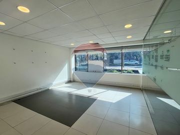 ¡Oficina Sanhattan  135m²!