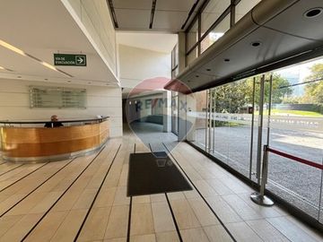 ¡Oficina Sanhattan  135m²!