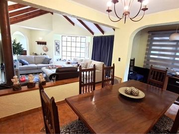 VENTA DE CASA EN PARCELA DE  5000M2 /  STA SARA