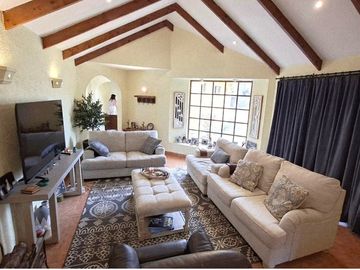 VENTA DE CASA EN PARCELA DE  5000M2 /  STA SARA