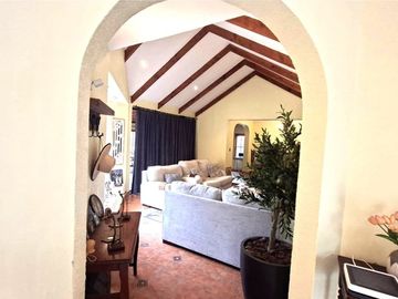 VENTA DE CASA EN PARCELA DE  5000M2 /  STA SARA