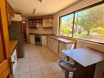 VENTA DE CASA EN PARCELA DE  5000M2 /  STA SARA