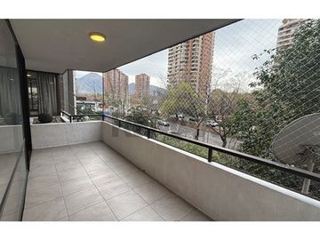 Departamento Familiar cerca a Metro y Colegios