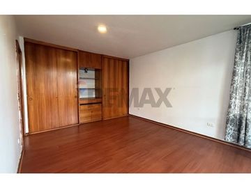Departamento Familiar cerca a Metro y Colegios