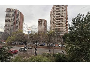 Departamento Familiar cerca a Metro y Colegios