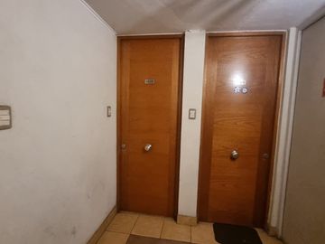 SE VENDE DPTO 2D, 1B, BODEGA, SANTIAGO