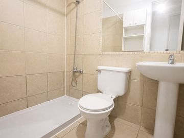 SE VENDE DPTO 2D, 1B, BODEGA, SANTIAGO
