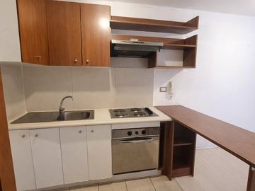 SE VENDE DPTO 2D, 1B, BODEGA, SANTIAGO