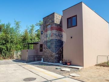 SE ARRIENDA CASA 159M2 CENTRO ISLA DE MAIPO