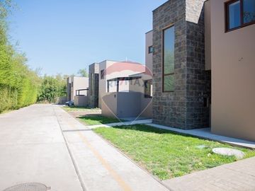 SE ARRIENDA CASA 159M2 CENTRO ISLA DE MAIPO