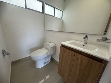 APARTAMENTO EN ARRIENDO UBICADO EN ENVIGADO SECTOR EL PORTAL