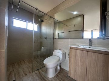 APARTAMENTO EN ARRIENDO UBICADO EN ENVIGADO SECTOR EL PORTAL