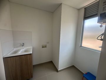 APARTAMENTO EN ARRIENDO UBICADO EN ENVIGADO SECTOR EL PORTAL